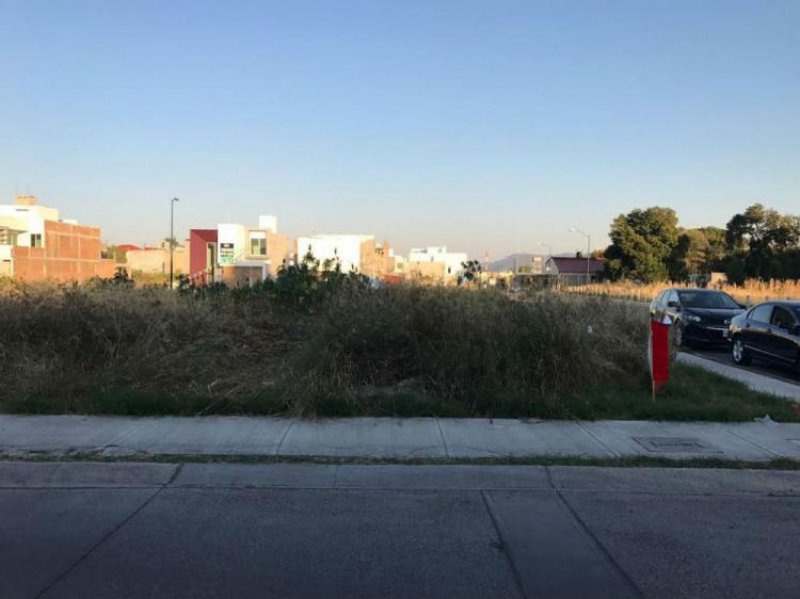 Foto Terreno en Venta en Real Universidad, Morelia, Michoacan de Ocampo - $ 1.120.000 - TEV193064 - BienesOnLine