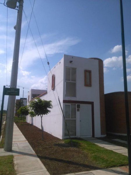 Foto Casa en Venta en Tarímbaro, Michoacan de Ocampo - $ 405.000 - CAV190343 - BienesOnLine