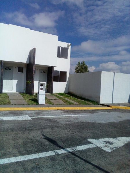 Foto Casa en Venta en LOMA DE LA CRUZ, Estado de México, Mexico - $ 1.150.000 - CAV236459 - BienesOnLine