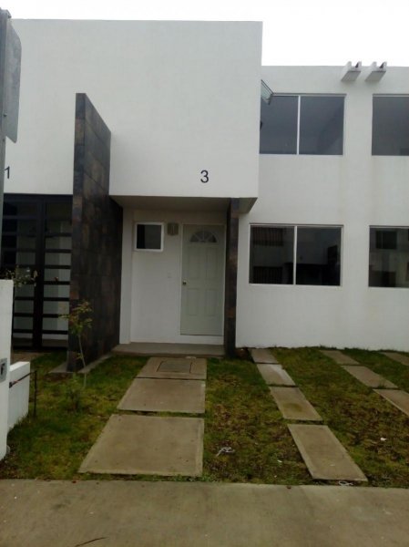 Foto Casa en Venta en LOMA DE LA CRUZ, México, Mexico - $ 1.285.000 - CAV242853 - BienesOnLine