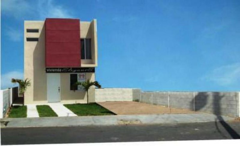 Foto Casa en Venta en Jarachina Sur, Reynosa, Tamaulipas - $ 780.000 - CAV102332 - BienesOnLine