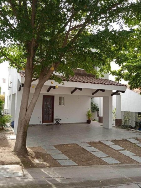 Foto Casa en Venta en LA PRIMAVERA, Culiacán Rosales, Sinaloa - $ 4.450.000 - CAV301548 - BienesOnLine