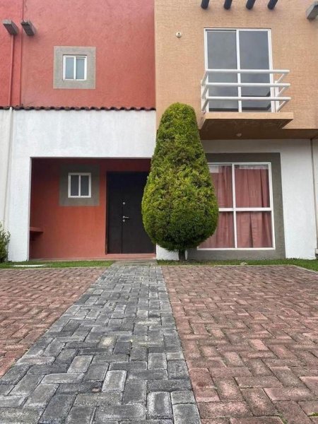 Casa en Venta en villa toscana San Mateo Otzacatipan, Mexico