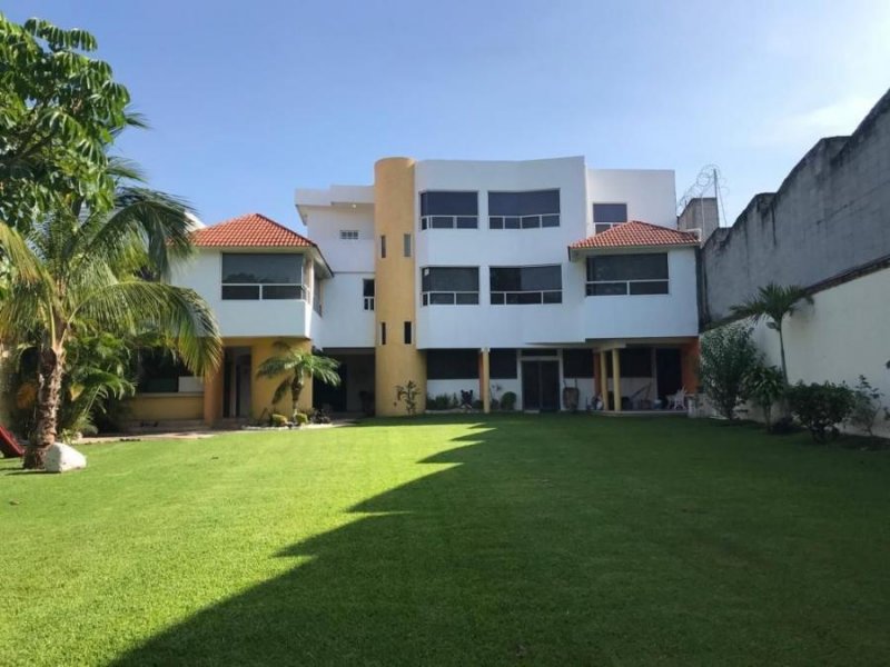 Casa en Venta en OAXTEPEC Oaxtepec, Morelos