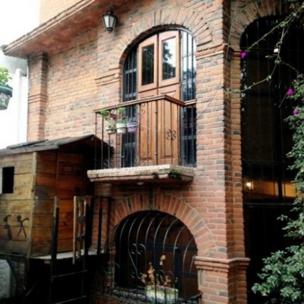 Foto Casa en Venta en Lomas del Pedregal, Tlalpan, Distrito Federal - $ 3.100.000 - CAV150562 - BienesOnLine