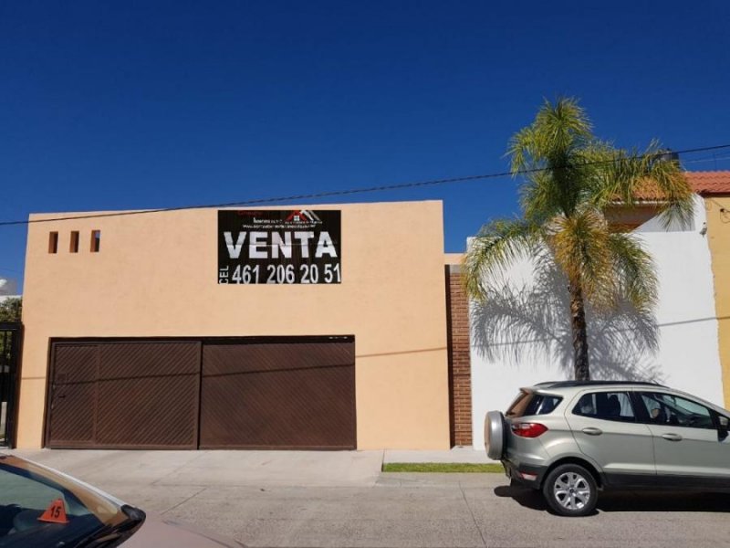 Foto Casa en Venta en ARBOLEDAS I SECCIÓN, Celaya, Guanajuato - $ 3.890.000 - CAV269444 - BienesOnLine