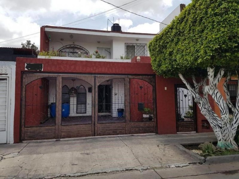 Casa en Venta en PASEOS DEL SOL Zapopan, Jalisco