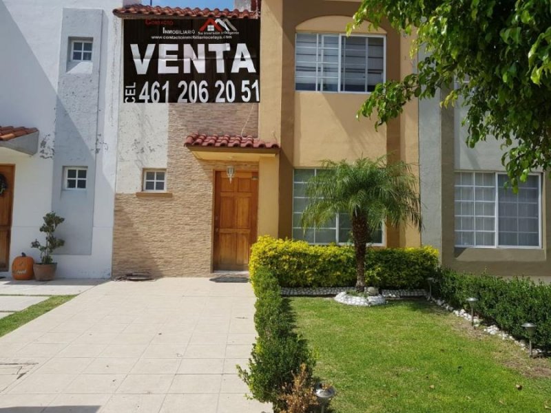 Foto Casa en Venta en REAL DE ARBOLEDAS, Celaya, Guanajuato - $ 995.000 - CAV248050 - BienesOnLine