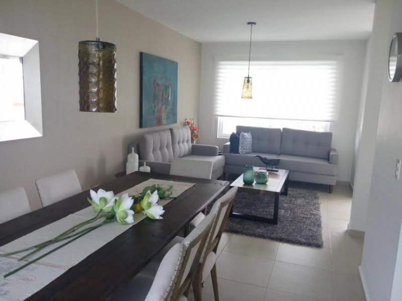 Foto Casa en Venta en TRES CANTOS, Santiago de Querétaro, Queretaro Arteaga - $ 1.235.000 - CAV186770 - BienesOnLine