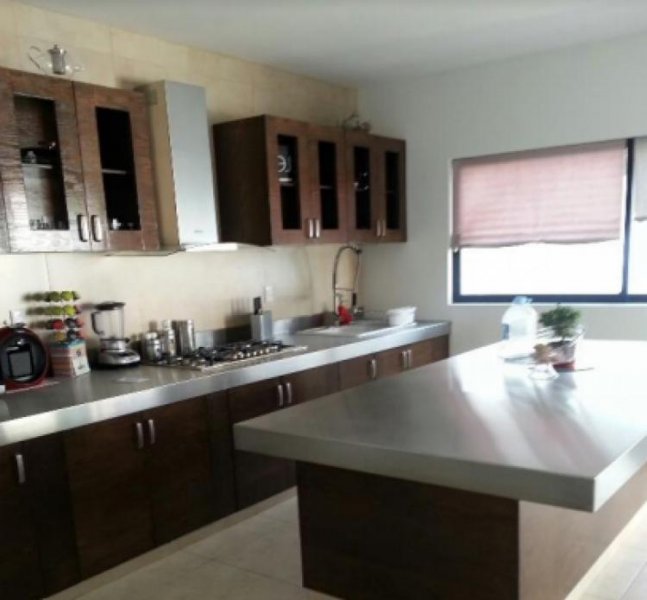 Foto Casa en Venta en ZIBATA QUERETARO, Santiago de Querétaro, Queretaro Arteaga - $ 3.400.000 - CAV182654 - BienesOnLine