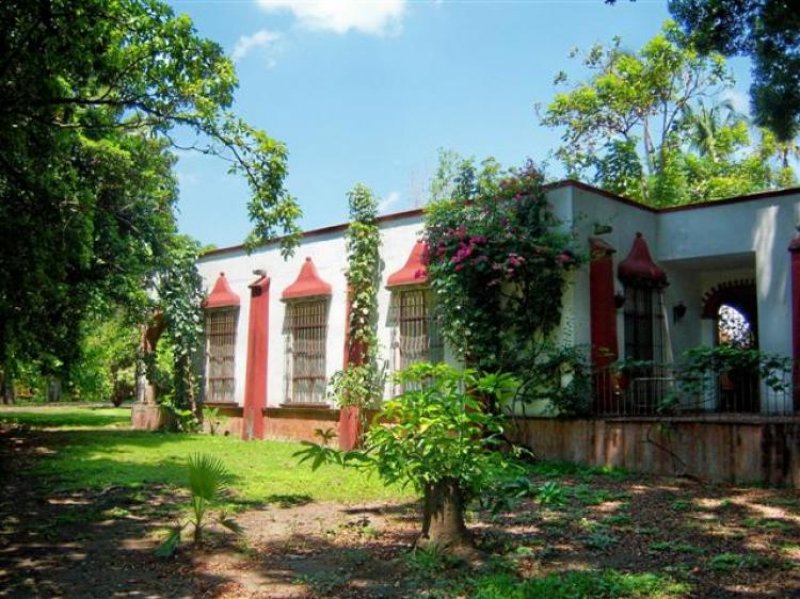 Foto Rancho en Venta en Cuernavaca, Morelos - 33 hectareas - U$D 5.000.000 - RAV212958 - BienesOnLine