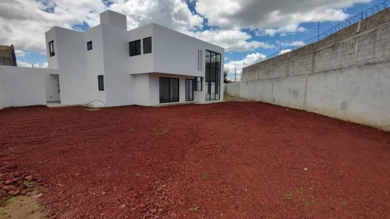 VENTA DE HERMOSA CASA RESIDENCIAL, UBICADA EN APIZACO, TLAXCALA