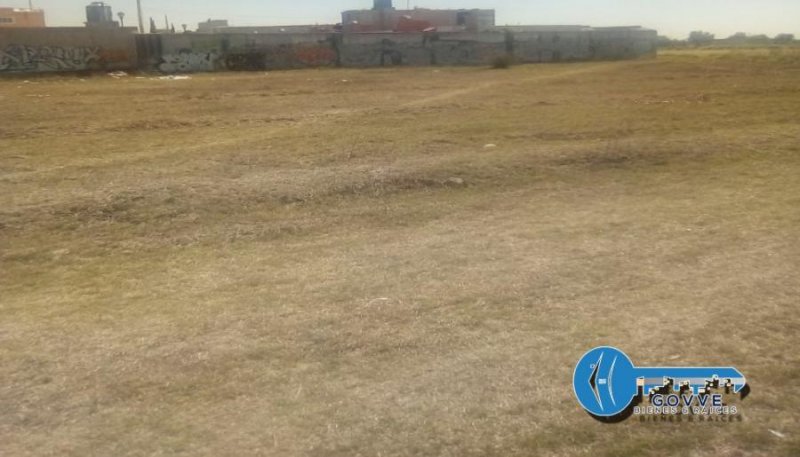 Venta de terreno con superficie de 700 mts