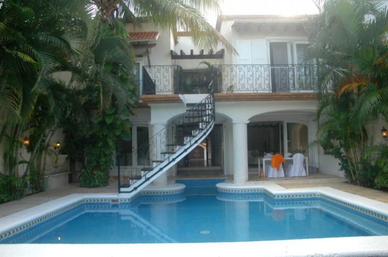 Foto Casa en Venta en zona hotelera cancun, Cancún, Quintana Roo - U$D 480.000 - CAV107688 - BienesOnLine