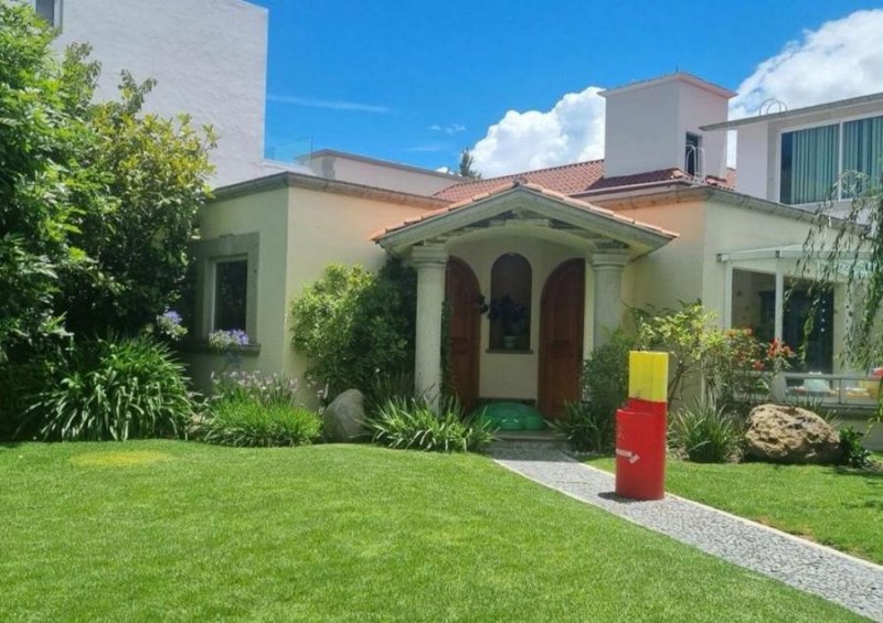 Casa en Venta en Fraccionamiento Providencia Metepec, Mexico