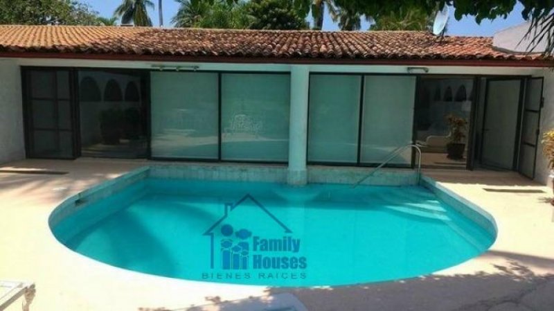 Foto Casa en Venta en GRANJAS DEL MARQUES, ACAPULCO, Guerrero - $ 3.500.000 - CAV216978 - BienesOnLine