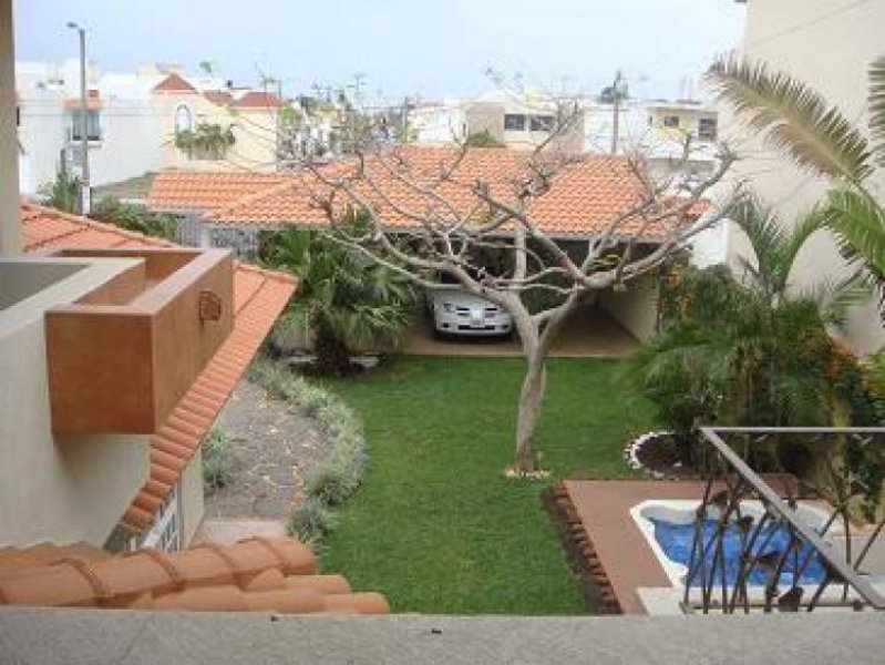 Foto Casa en Venta en FRACC. COSTA DE ORO, Boca del Río, Veracruz - $ 6.700.000 - CAV38018 - BienesOnLine