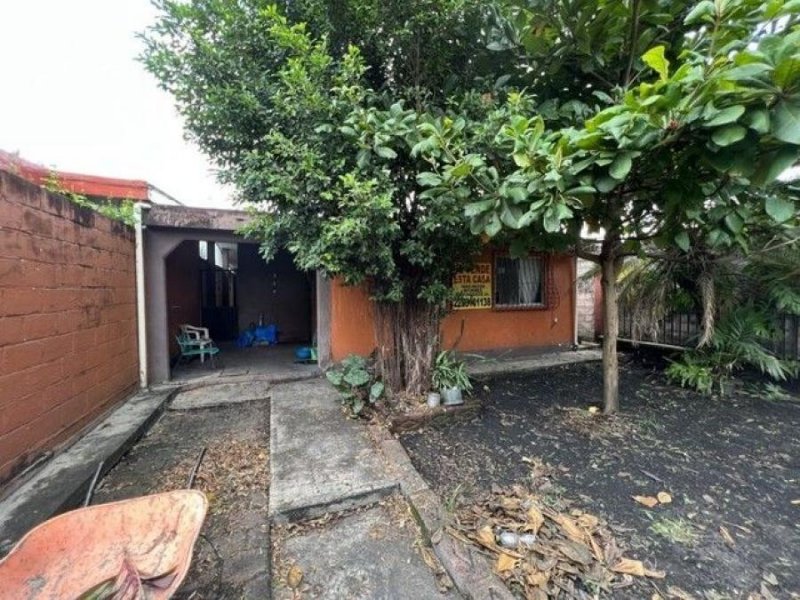 VIVIENDA EN VENTA EN RAMON TORRES CANO